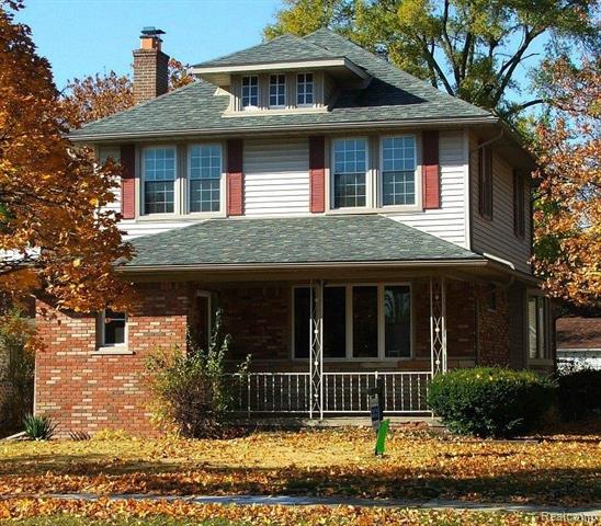 front view picture of 202 S Campbell Rd, Royal Oak, MI. 48067