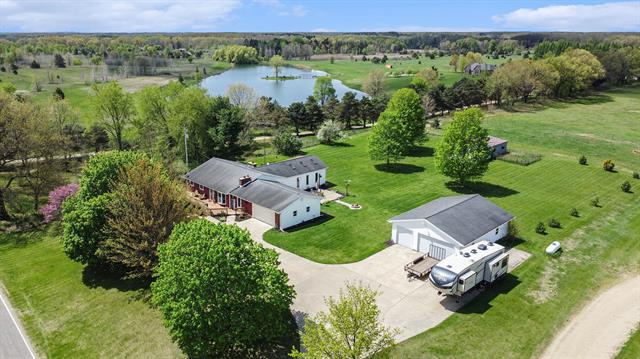 front view picture of 2660 Barber Road, Grass Lake, MI. 49240