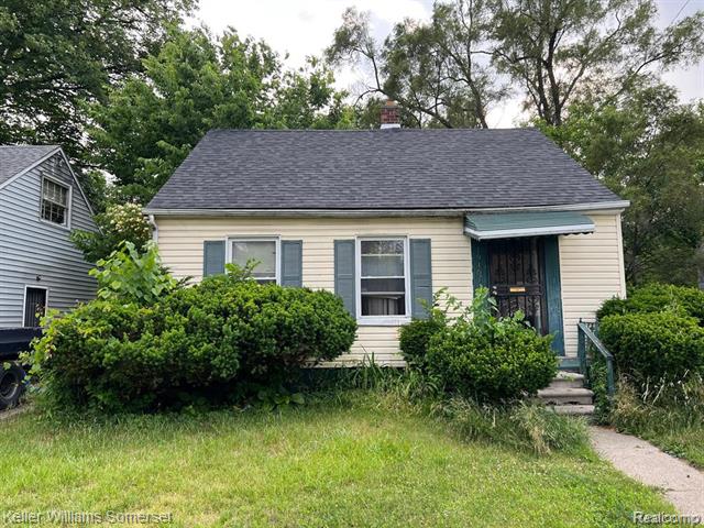 front view picture of 19161 Oakfield St, Detroit, MI. 48235