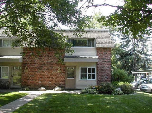 front view picture of 543 Longshore, Ann Arbor, MI. 48105
