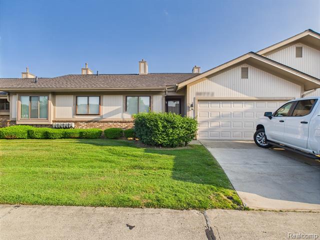 front view picture of 38772 Windmill Pointe, Clinton Township, MI. 48038