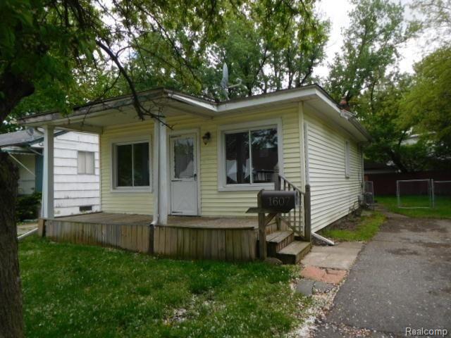front view picture of 1607 Princeton Rd, Berkley, MI. 48072