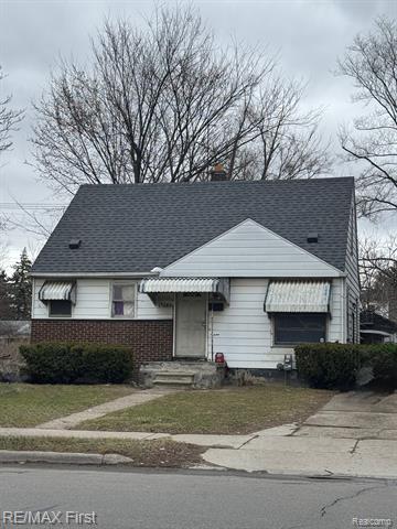 front view picture of 19640 Hoover Street, Detroit, MI. 48205
