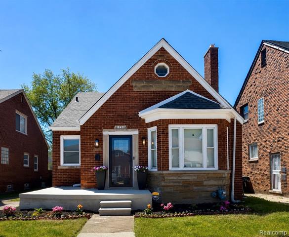 front view picture of 18421 Kentucky Street, Detroit, MI. 48221