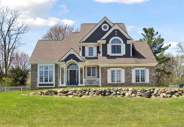 front view picture of 7520 Fairview Drive, Goodrich, MI. 48438