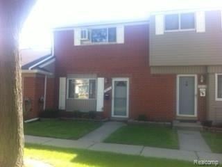 front view picture of 29114 Manchester Street, Westland, MI. 48185