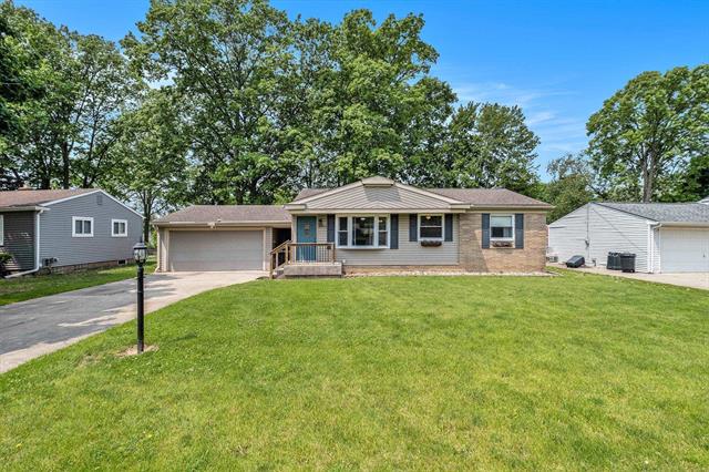 front view picture of 4292 Ashlawn Drive, Flint, MI. 48507