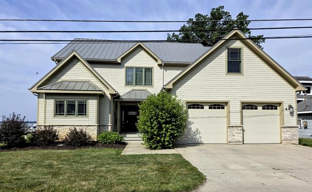 front view picture of 550 Lake Dr, Coldwater, MI. 49036