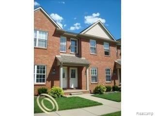 front view picture of 13181 Turnberry Court, Southgate, MI. 48195