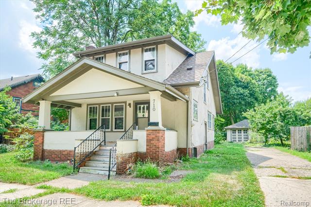 front view picture of 710 Pierson, Flint, MI. 48503