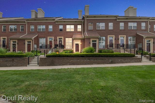 front view picture of 2869 Biddle Avenue, Wyandotte, MI. 48192