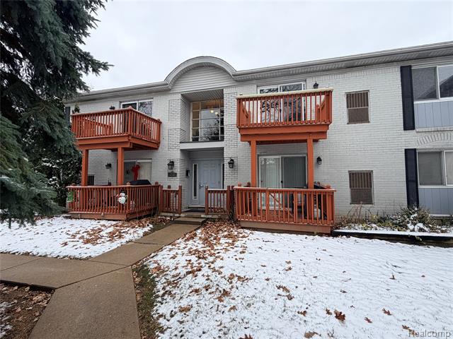 front view picture of 1726 Fort, Trenton, MI. 48183