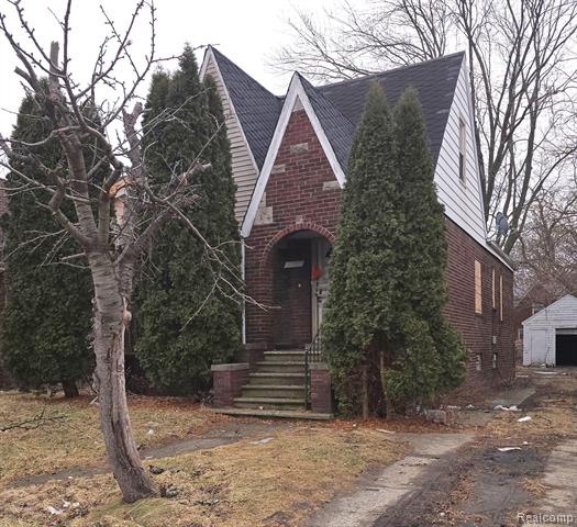 front view picture of 11812 Engleside Street, Detroit, MI. 48205