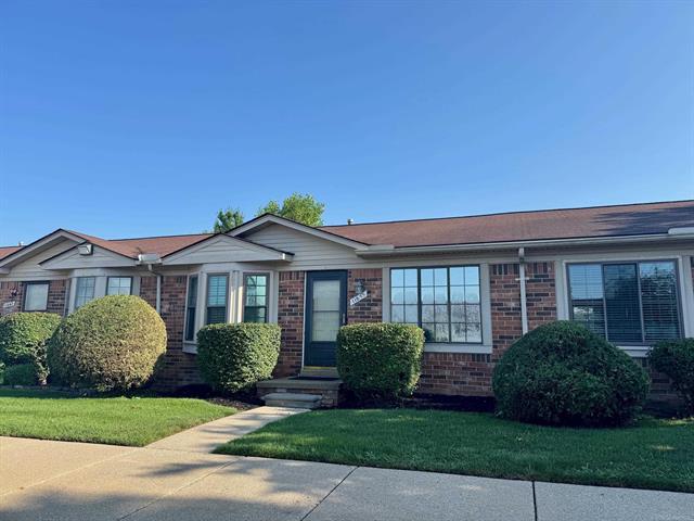 front view picture of 11655 Lynhurst Dr, Washington, MI. 48094