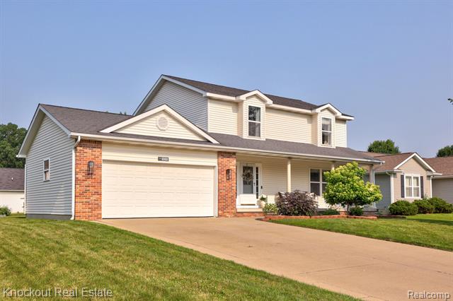 front view picture of 3239 Centennial Oak Court, Clio, MI. 48420