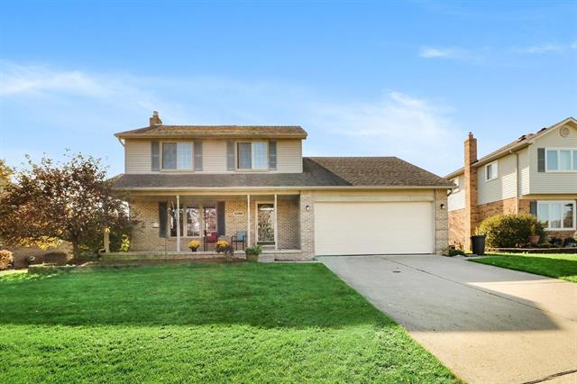 front view picture of 1388 S Hidden Creek Drive, Saline, MI. 48176