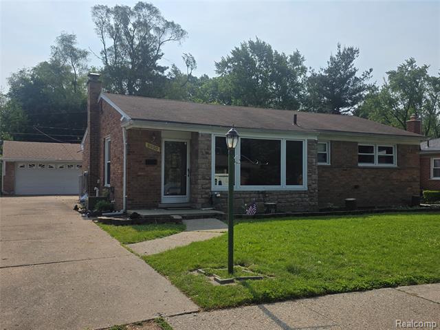 front view picture of 9990 Hambleton Street, Livonia, MI. 48150