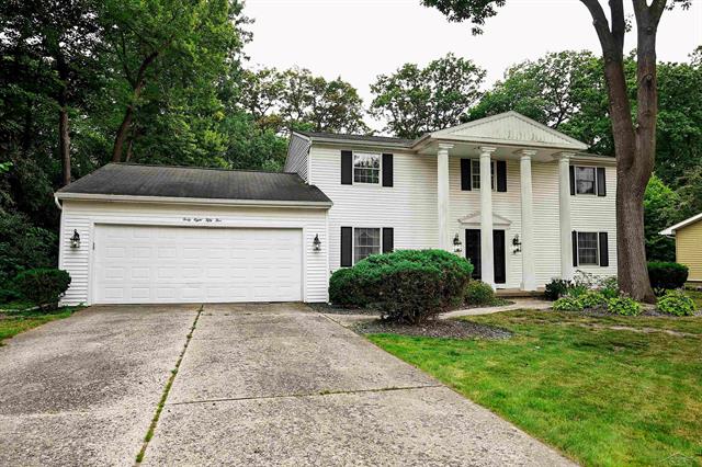 front view picture of 4855 N Arboretum, Saginaw, MI. 48638
