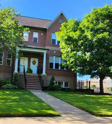front view picture of 309 E Ferry, Detroit, MI. 48202