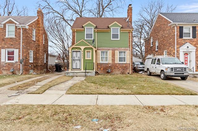 front view picture of 9899 Balfour Road, Detroit, MI. 48224