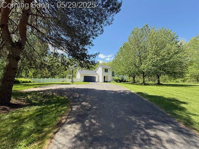 front view picture of 16350 Whitaker Road, Linden, MI. 48451