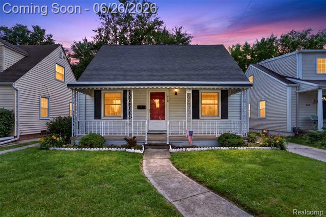 front view picture of 410 N Alexander Ave, Royal Oak, MI. 48067