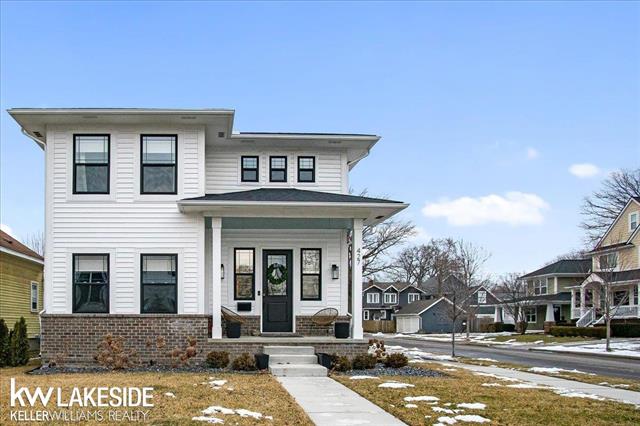 front view picture of 427 Pingree Blvd, Royal Oak, MI. 48067