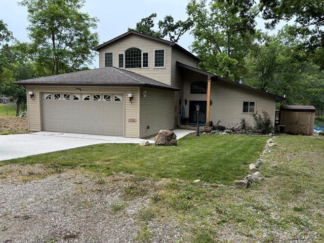 front view picture of 11781 Killarny Circle, Jerome, MI. 49249