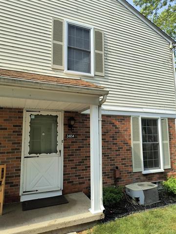 front view picture of 24654 Spring Lane, Harrison Township, MI. 48045