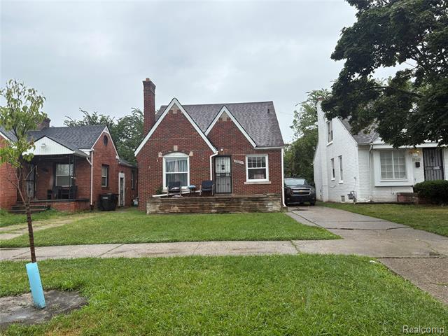 front view picture of 19616 Westphalia Street, Detroit, MI. 48205