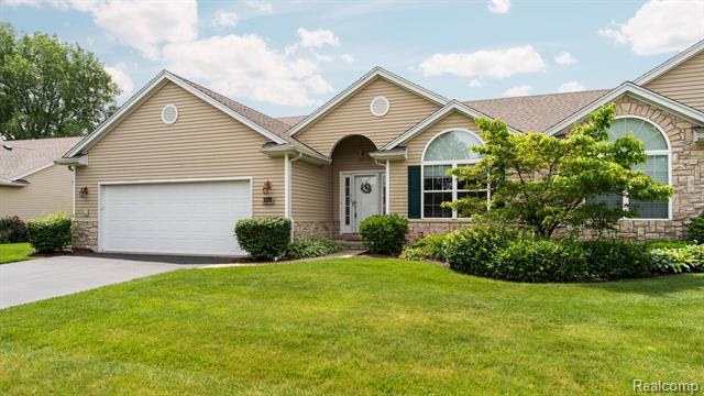 front view picture of 6499 Black Diamond, Lambertville, MI. 48144