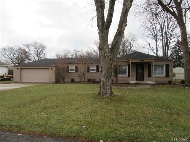 front view picture of 2430 Parkview, Monroe, MI. 48162