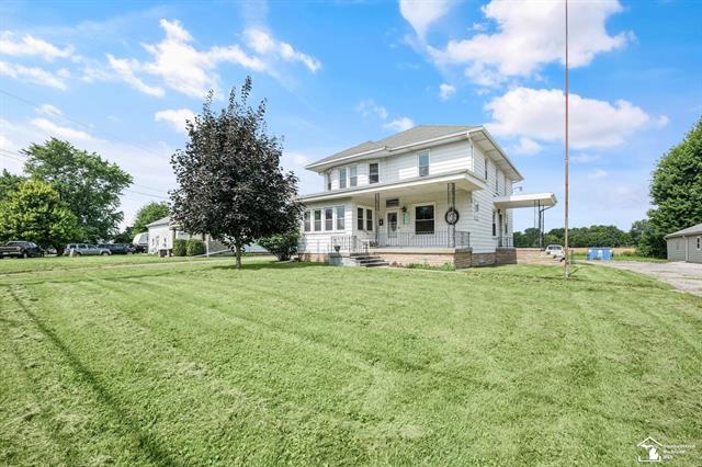 front view picture of 9735 S Dixie Hwy, Erie, MI. 48133