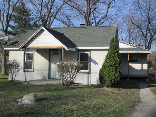 front view picture of 8336 Whiteford Center, Ottawa Lake, MI. 49267