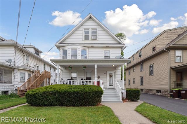 front view picture of 11 E Noble, Monroe, MI. 48162