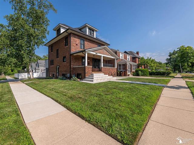 front view picture of 525 Godfroy, Monroe, MI. 48162