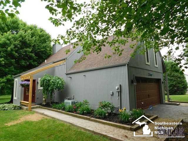 front view picture of 7360 Danforth Rd, Temperance, MI. 48182