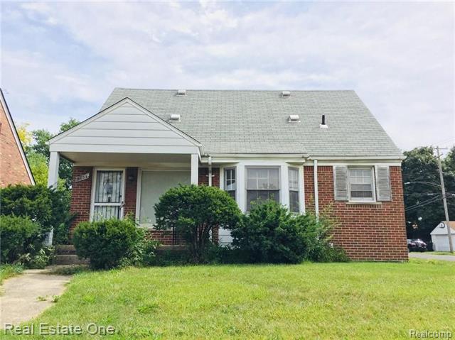 front view picture of 9006 Grandville Avenue, Detroit, MI. 48228