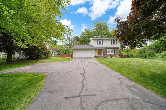 front view picture of 6727 Rives Junction Rd, Jackson, MI. 49201