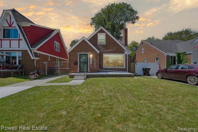 front view picture of 15323 Kentfield Street, Detroit, MI. 48223