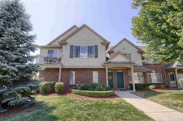 front view picture of 45533 Hidden View Ct, Utica, MI. 48315