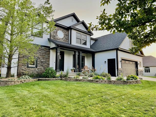 front view picture of 8460 Woodridge, Davison, MI. 48423