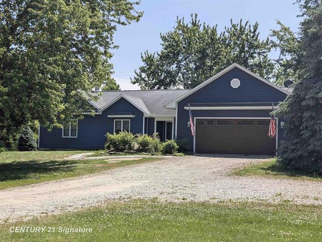 front view picture of 6399 Ray Road, Swartz Creek, MI. 48473