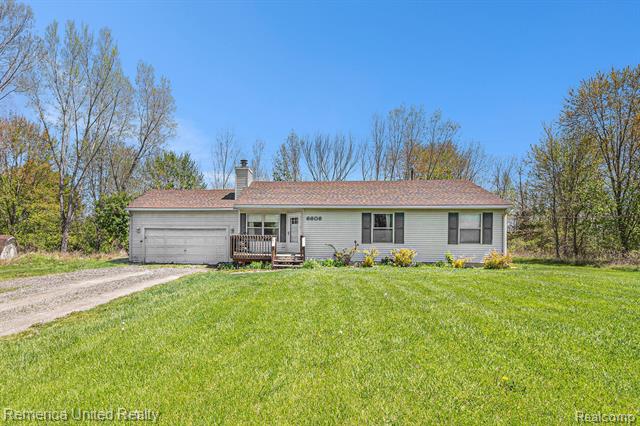 front view picture of 6606 Preston Road, Howell, MI. 48855
