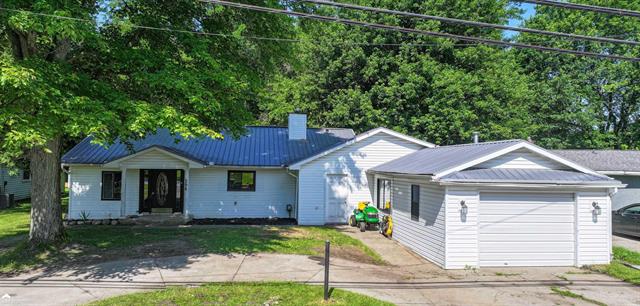 front view picture of 296 S Saginaw, Montrose, MI. 48457