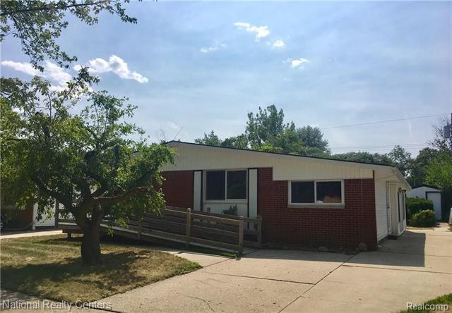 front view picture of 634 S Hawthorne Street, Westland, MI. 48186