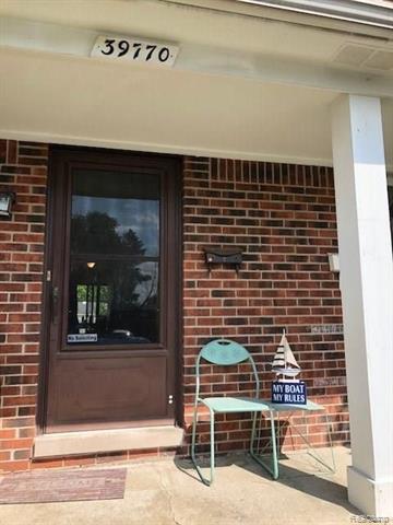 front view picture of 39770 Manor Drive, Harrison Township, MI. 48045