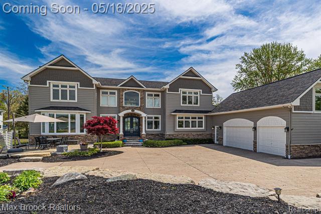 front view picture of 9239 Silverside, South Lyon, MI. 48178
