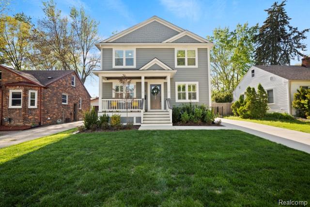 front view picture of 423 N Altadena Ave, Royal Oak, MI. 48067