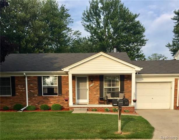 front view picture of 38386 Maple Forestw  Boulevard, Harrison Township, MI. 48045